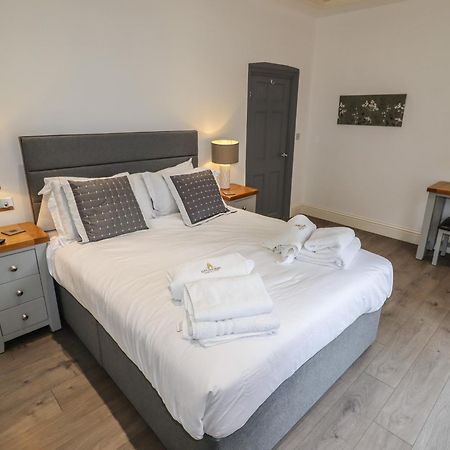 Flat 4A Apartment Chester Exterior foto