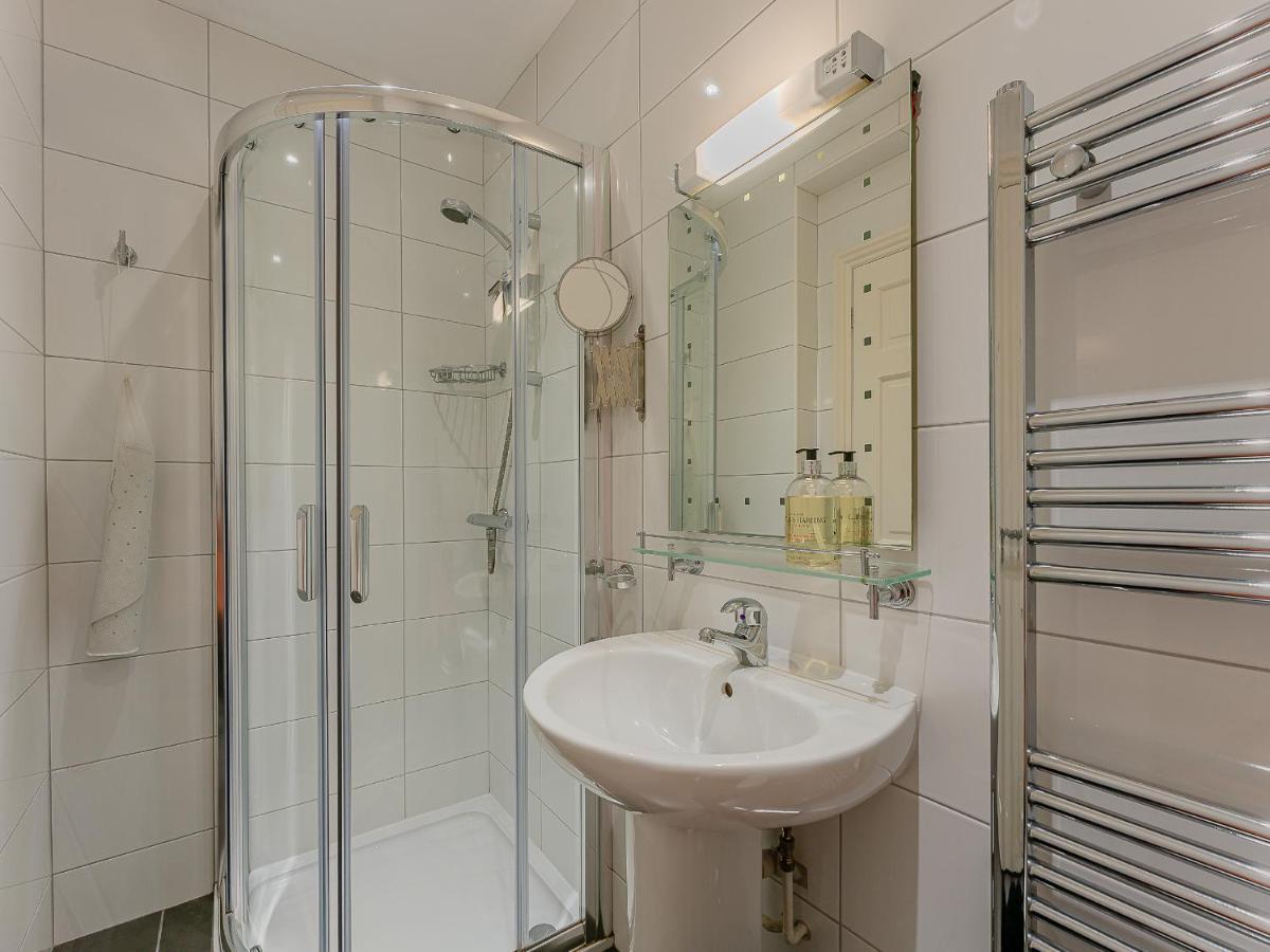 Flat 4A Apartment Chester Exterior foto